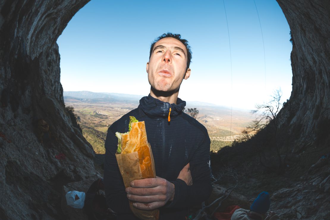 2024.11.27 PSL J5 w- Adam Ondra © Arthur Delicque-313