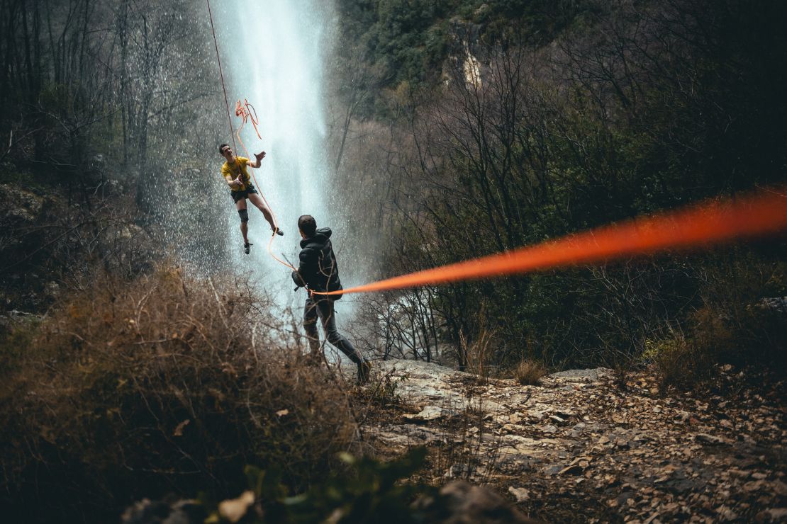 Petr Chodura, Deverse in Gorges du Loup, Francie, 240210174820