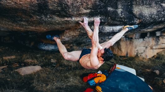 8B+ FLASH of El Elegido in Spain